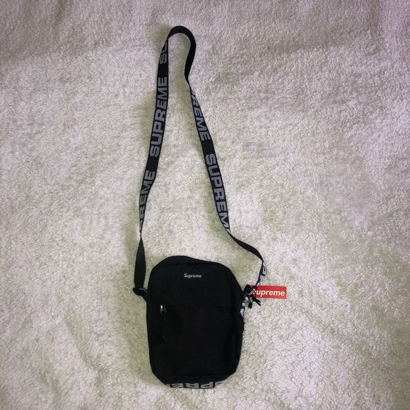 supreme shoulder bag authentic
